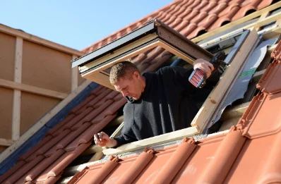 Pose de fenêtres de toit Velux à Lentiol
